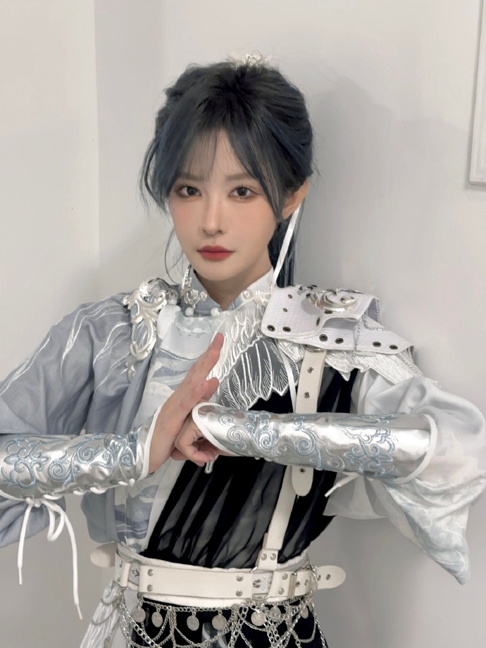 影评配图 · 离线色调下的成长
